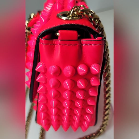 Christian Louboutin Sweet Charity Hot Pink Mini Bow Bag - Picture 5 of 13
